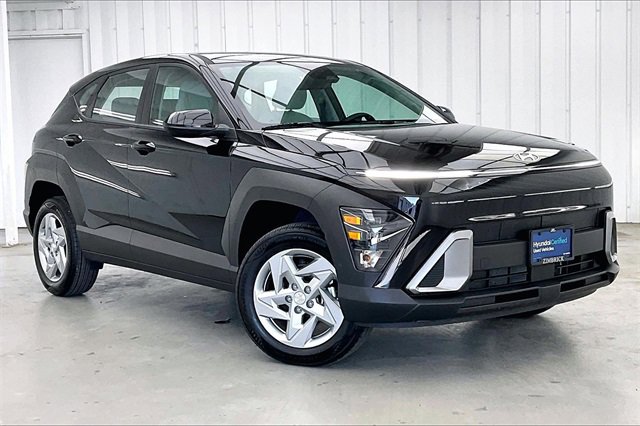 Used 2025 Hyundai Kona SE