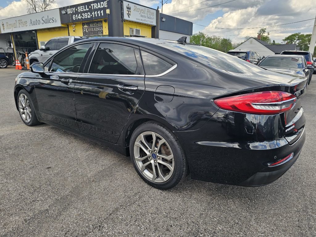 Used 2020 Ford Fusion SEL FWD image 10