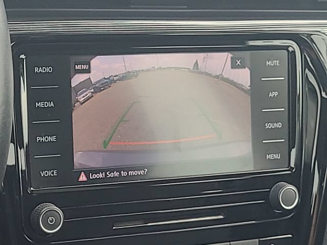 Used 2020 Volkswagen Passat 2.0T R-Line FWD image 20