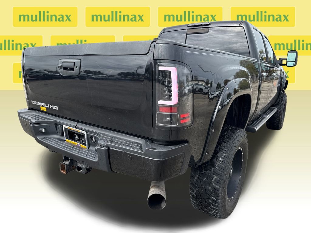 Used 2014 GMC Sierra 2500 Denali w/ Suspension Package, Off-Road image 4