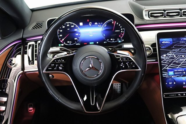 Used 2024 Mercedes-Benz S 580e 4MATIC Sedan image 5