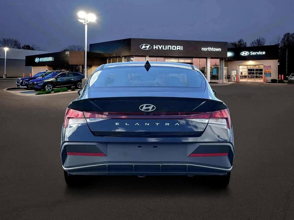 New 2026 Hyundai Elantra Sport image 6