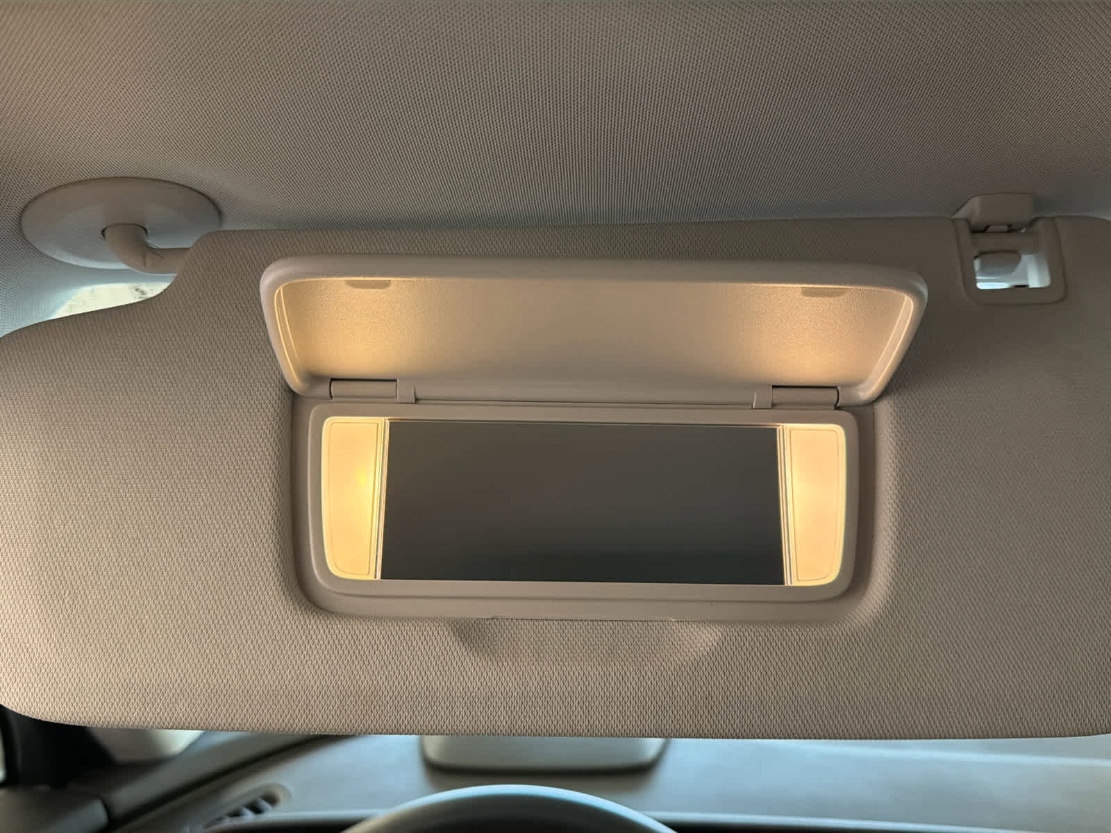 Certified 2025 Buick Envision Preferred image 56