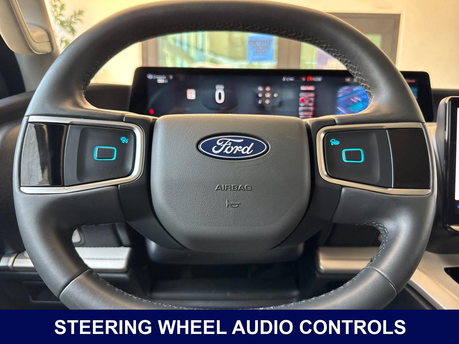 Used 2025 Ford Expedition Max Active RWD image 28