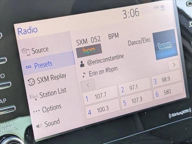 Used 2021 Toyota Camry SE image 13