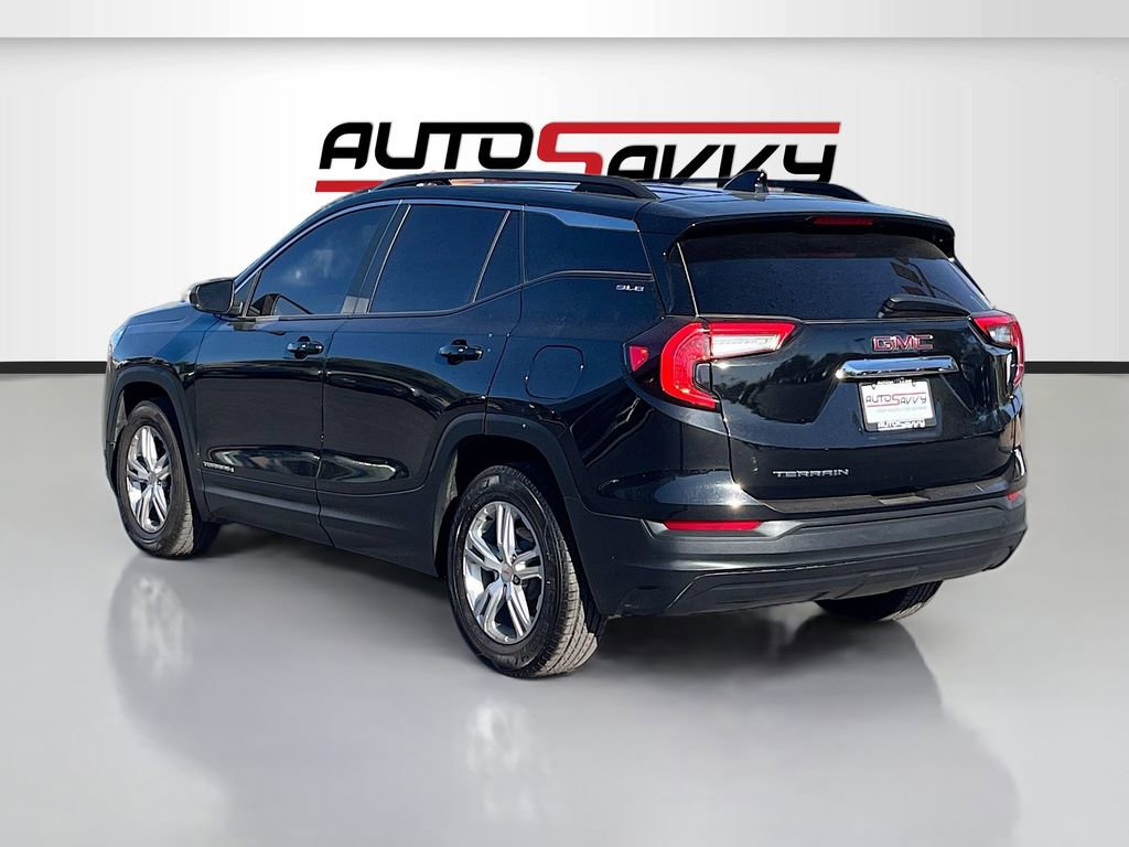 Used 2022 GMC Terrain SLE w/ Driver Convenience Package FWD image 5