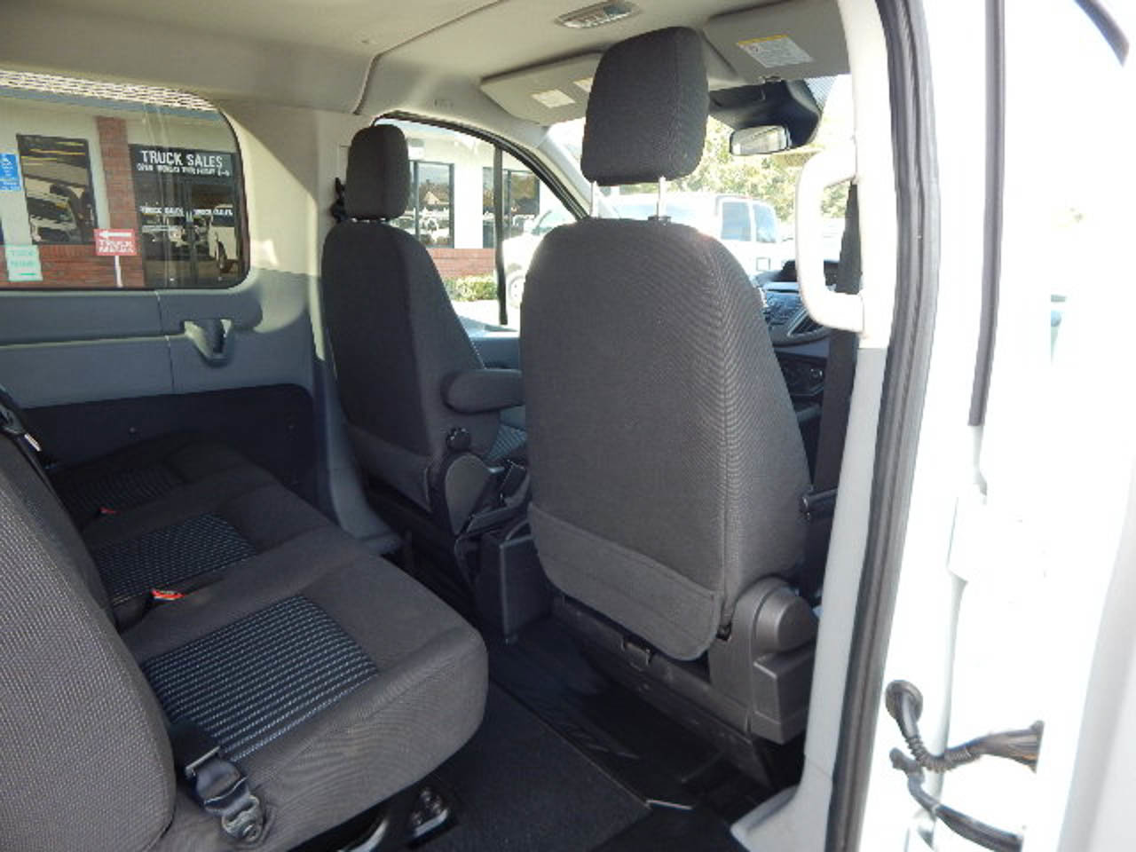 Used 2016 Ford Transit 150 XL image 12