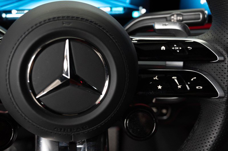 Used 2025 Mercedes-Benz GLE 63 AMG S image 32