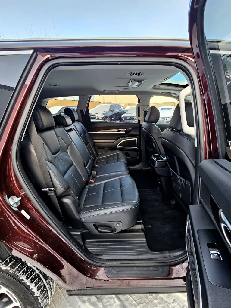 Used 2020 Kia Telluride EX image 9