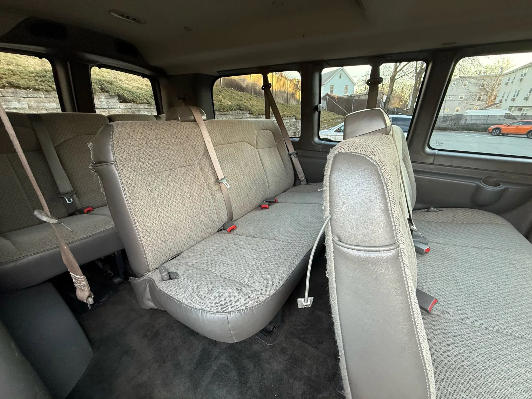 Used 2018 Chevrolet Express 3500 LT w/ LT Preferred Equipment Group image 21