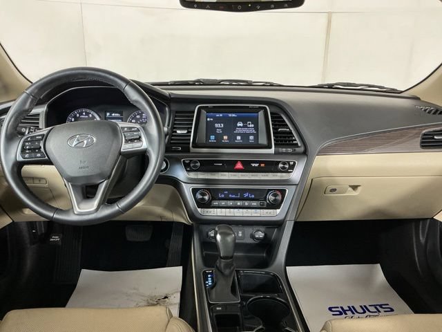 Used 2018 Hyundai Sonata Limited FWD image 17
