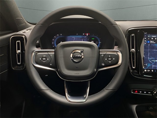 Used 2023 Volvo XC40 Recharge Ultimate w/ Protection Package Premier image 14