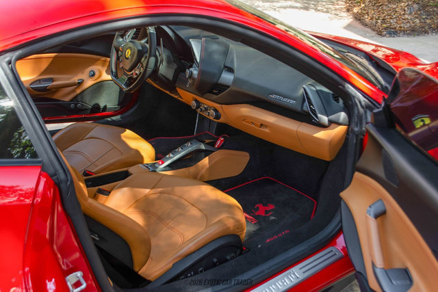 Used 2017 Ferrari 488 GTB image 33