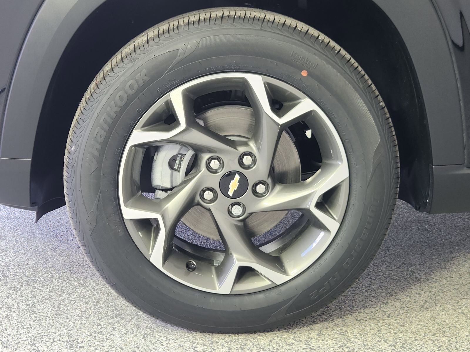 New 2026 Chevrolet Trax LT w/ Driver Confidence Package image 14