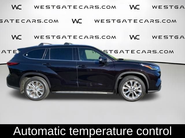 Used 2021 Toyota Highlander Limited FWD image 7