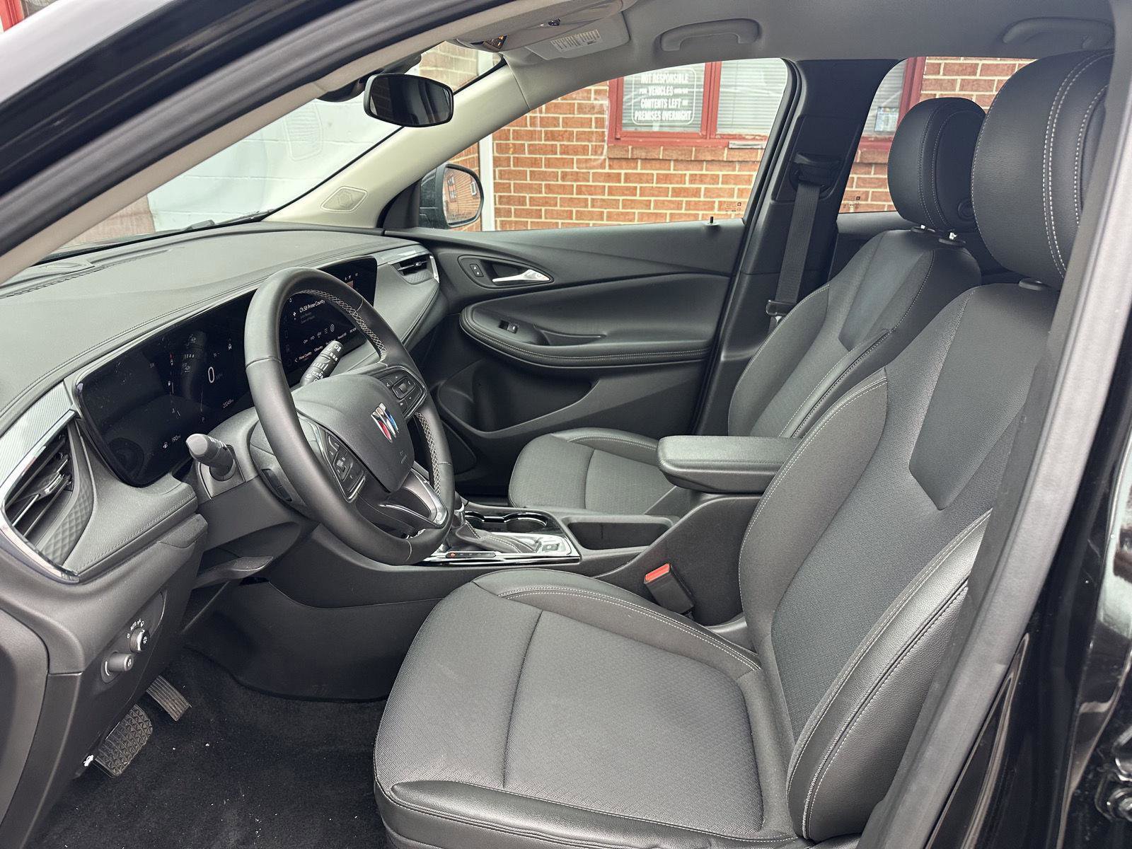 Used 2025 Buick Encore GX Preferred image 14