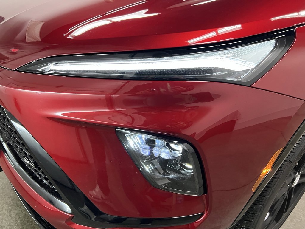 New 2026 Buick Enclave Sport Touring w/ Power Package image 9