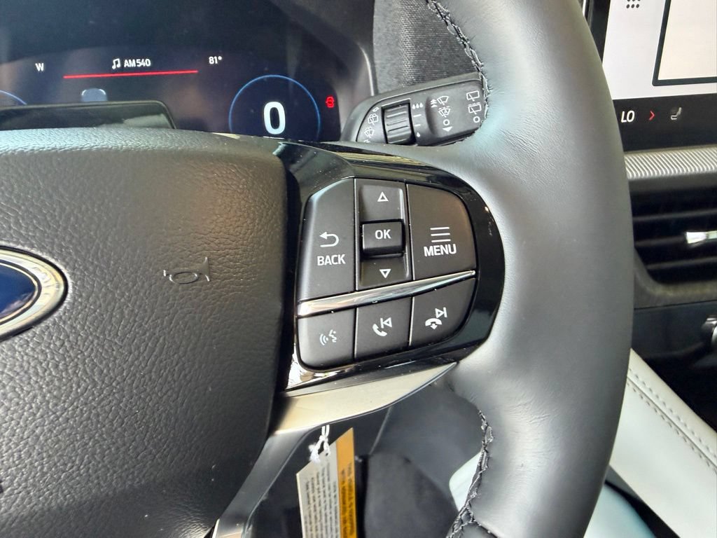 New 2026 Ford Explorer Platinum w/ LUX Leather Package AWD/4WD image 19