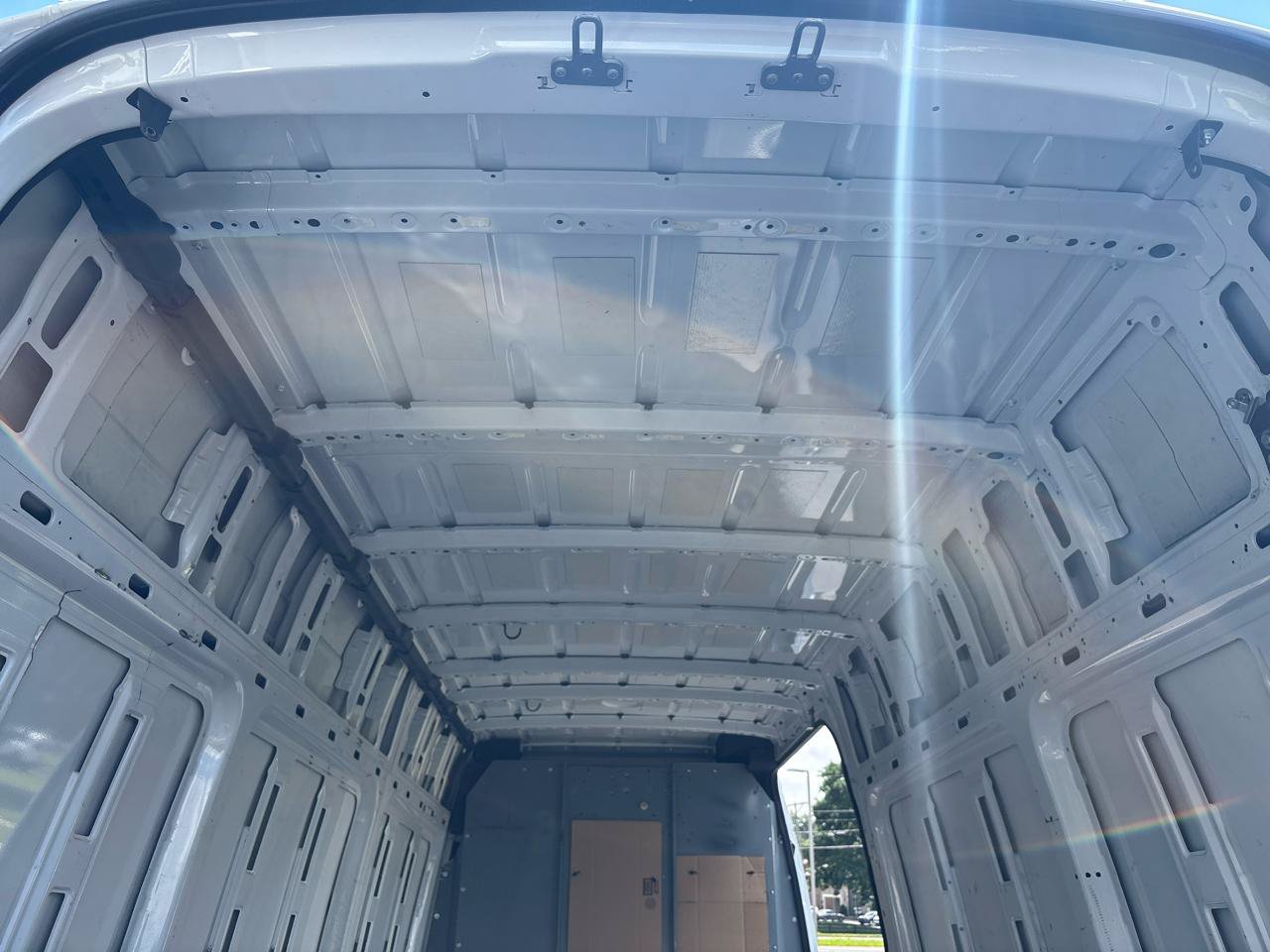 Used 2020 Mercedes-Benz Sprinter 3500 image 14