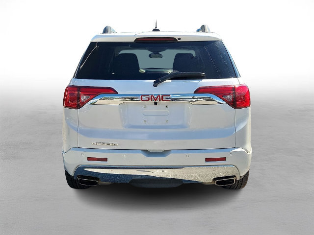 Used 2019 GMC Acadia Denali w/ Technology Package FWD image 5