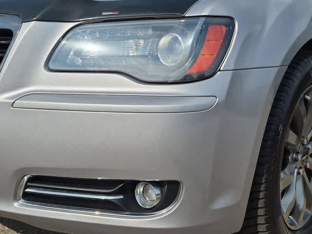 Used 2014 Chrysler 300 S AWD/4WD image 11