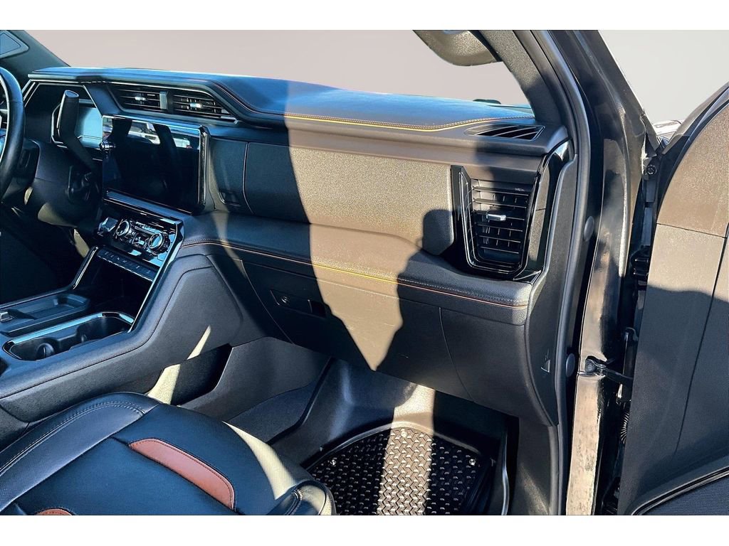 Used 2024 GMC Sierra 2500 AT4 w/ AT4 Premium Plus Package image 22