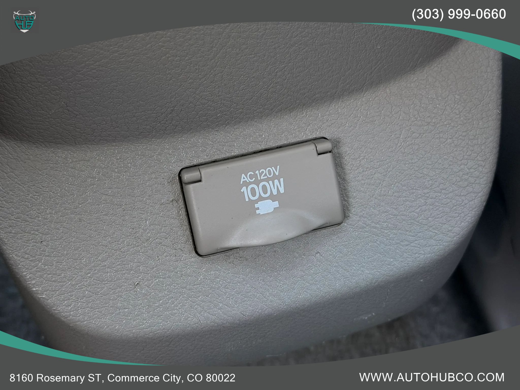 Used 2011 Toyota RAV4 Limited w/ Limited Extra Value Pkg AWD/4WD image 12