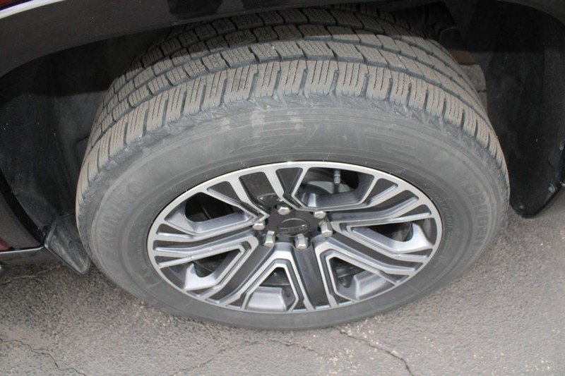 Used 2024 Jeep Wagoneer L Series II w/ Flexible Seating Group image 8