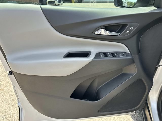 Used 2020 Chevrolet Equinox LS FWD image 18