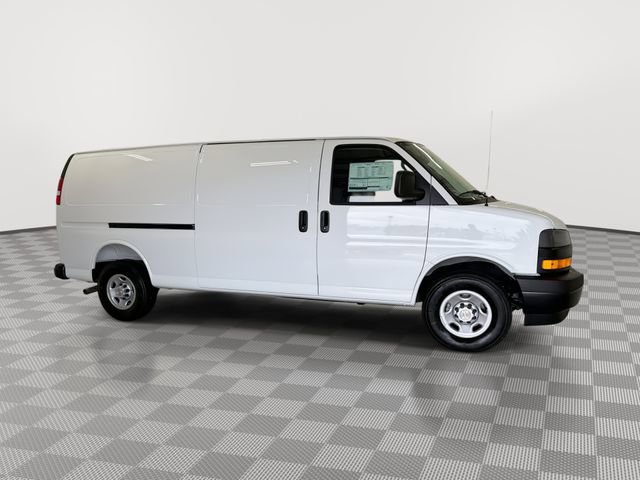 New 2026 Chevrolet Express 3500 Extended w/ Driver Convenience Package image 16
