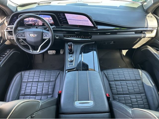 Certified 2024 Cadillac Escalade ESV V w/ LPO, ONYX Package AWD/4WD image 6