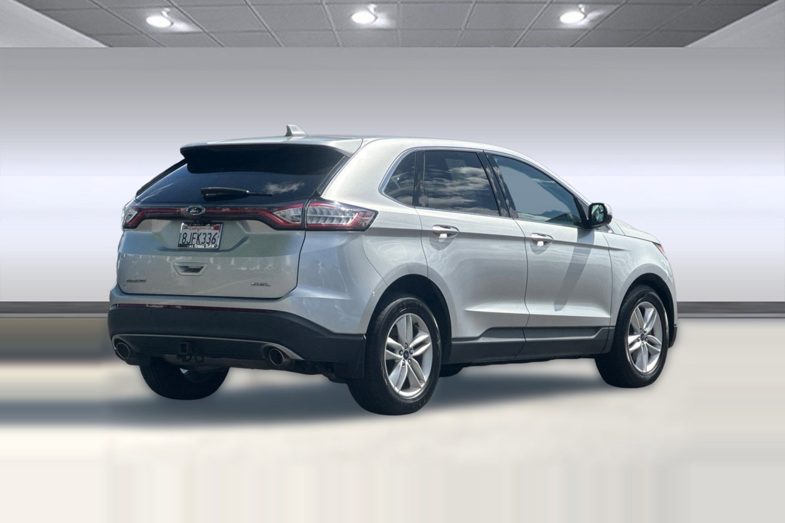 Used 2015 Ford Edge SEL w/ Equipment Group 201A FWD image 8