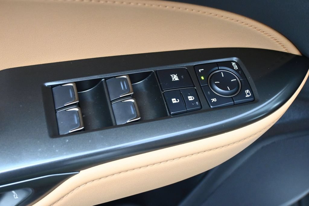 Used 2024 Lexus NX 350 AWD image 4