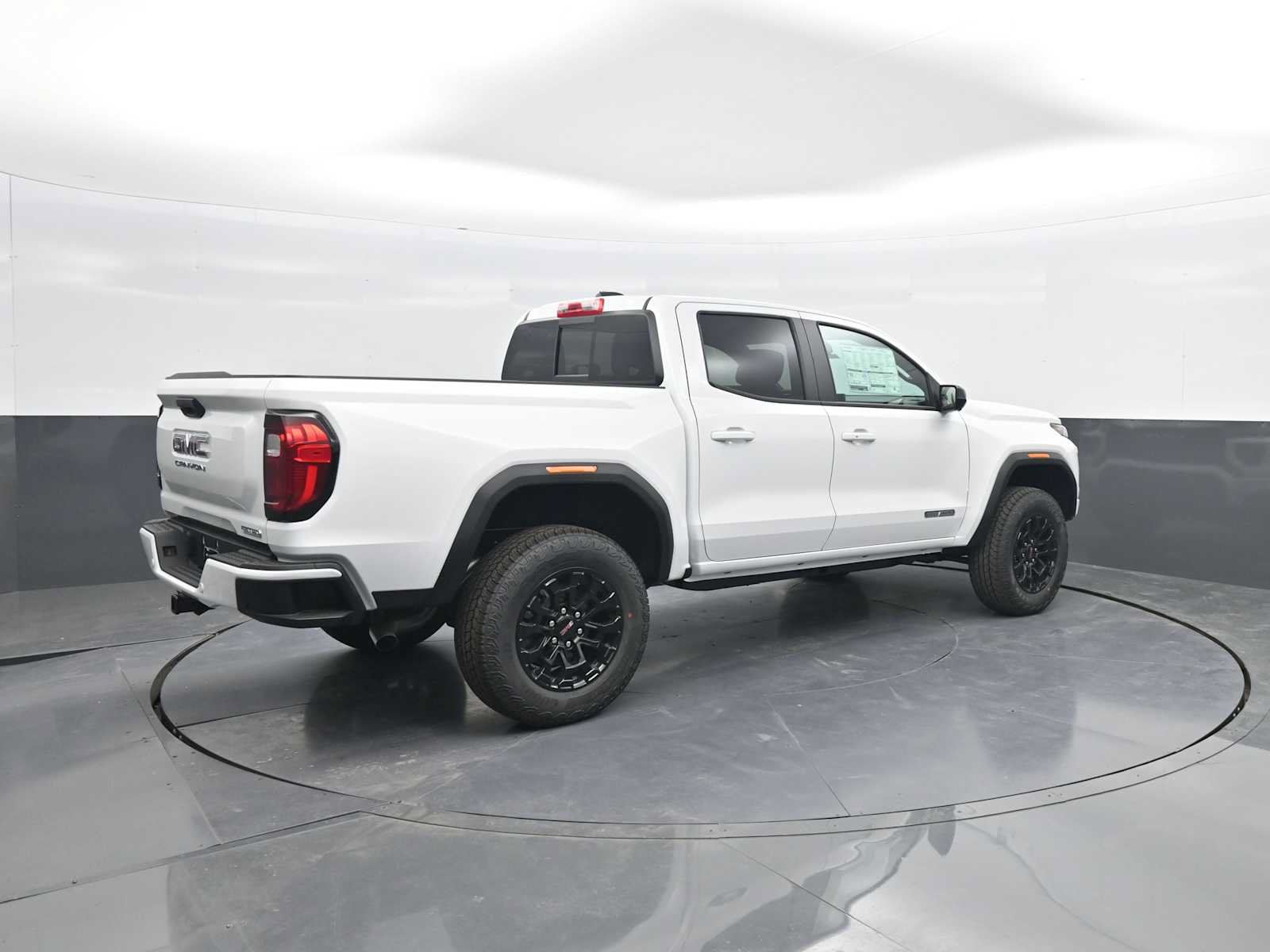 New 2026 GMC Canyon Elevation w/ Convenience Package RWD image 8
