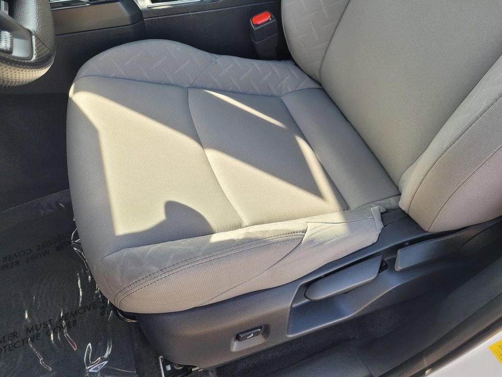 Used 2024 Toyota Tacoma SR5 image 10