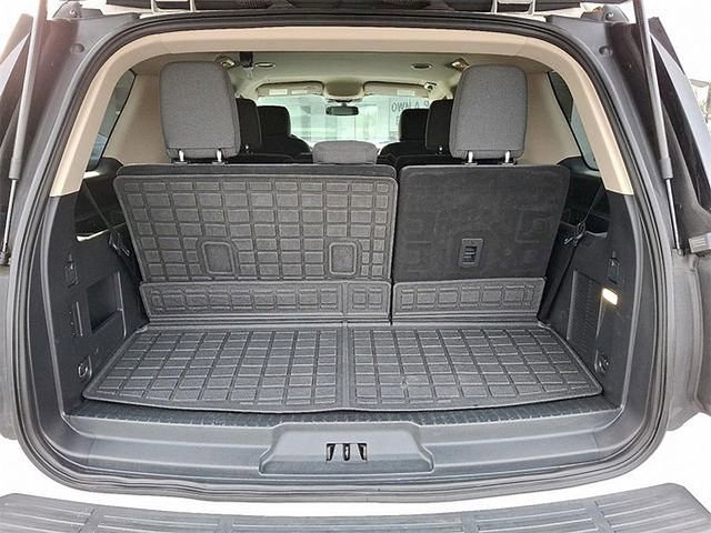 Used 2022 Ford Expedition XLT image 28