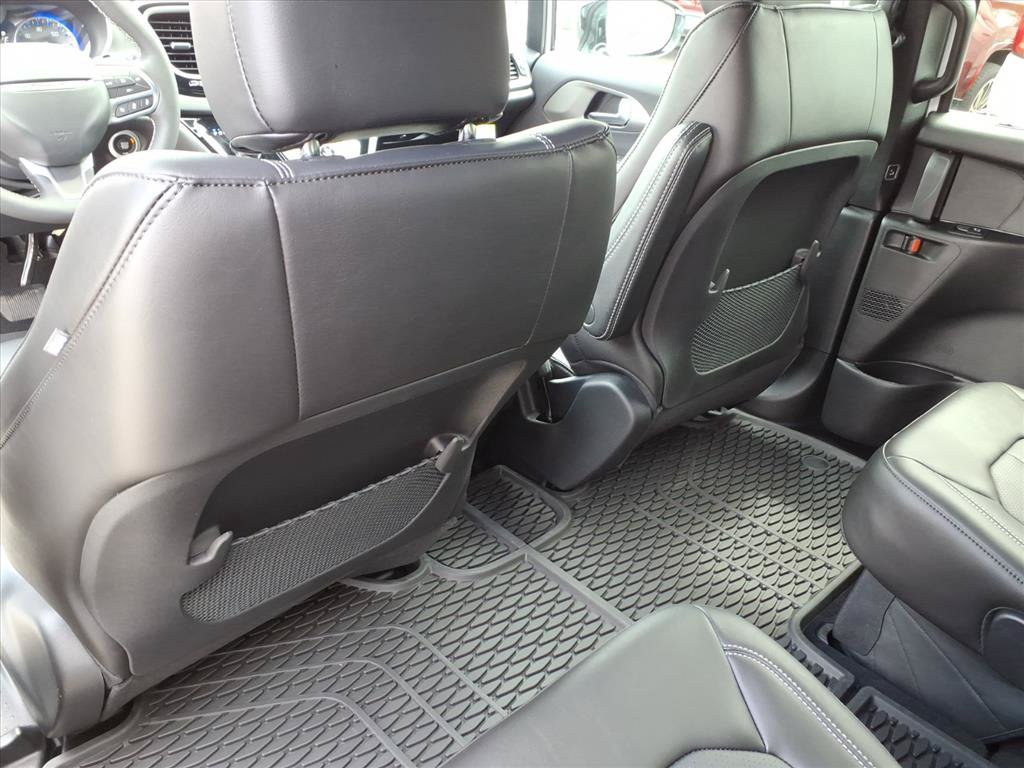 New 2027 Chrysler Pacifica LX FWD image 16