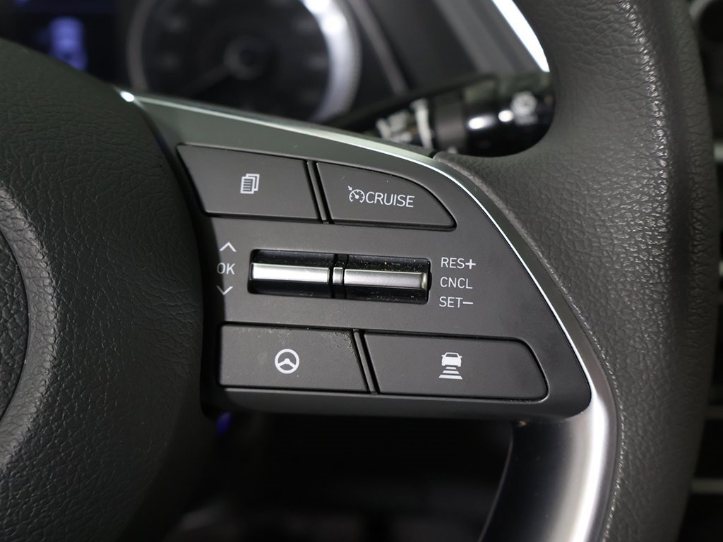 Used 2023 Hyundai Sonata SE w/ Preferred Accessory Package image 39