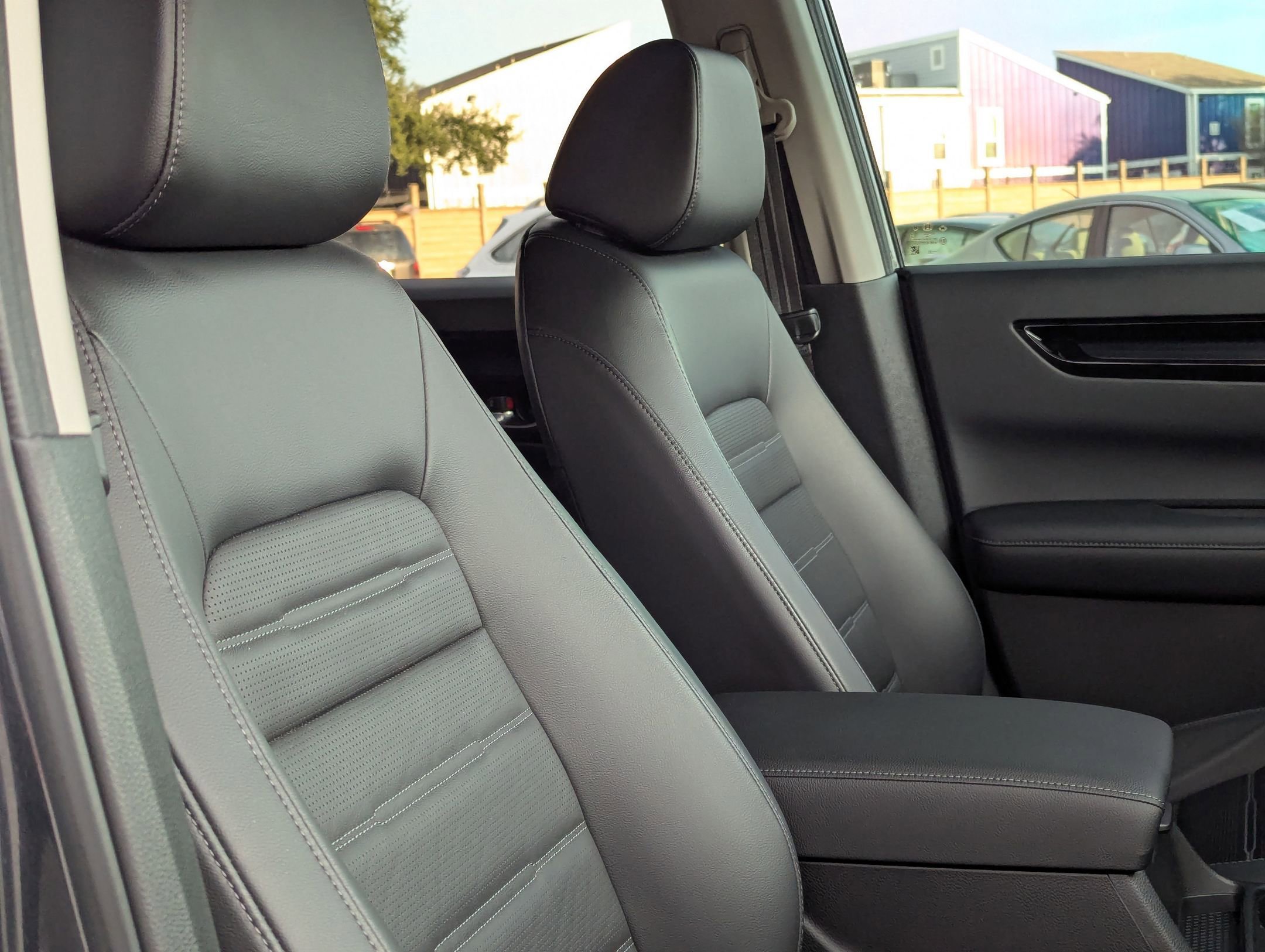 Used 2023 Honda CR-V EX-L image 29