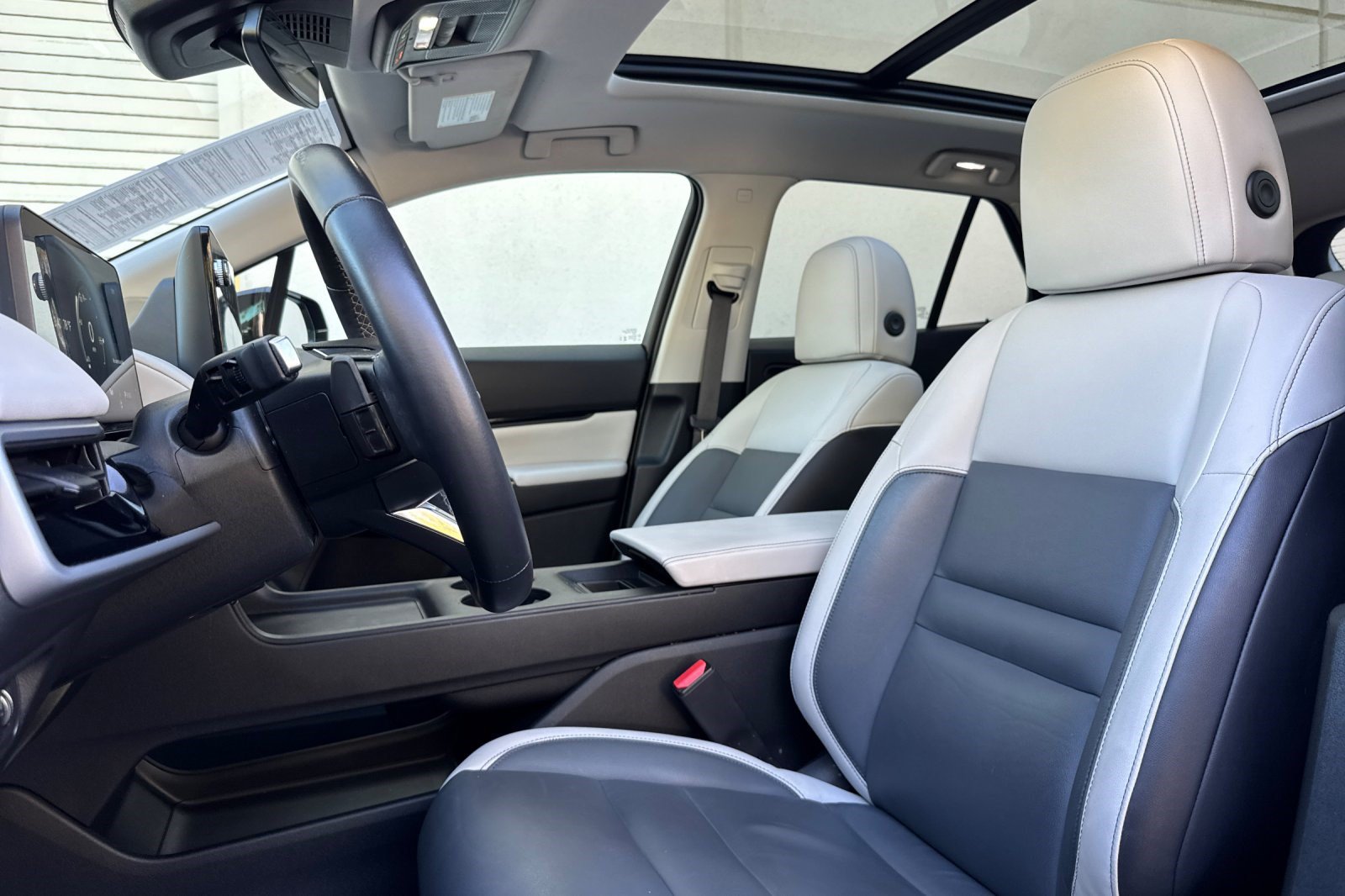 Used 2024 Honda Prologue Touring image 5