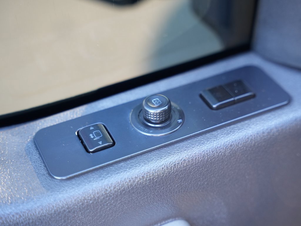 Used 2015 Ford F350 Lariat image 44