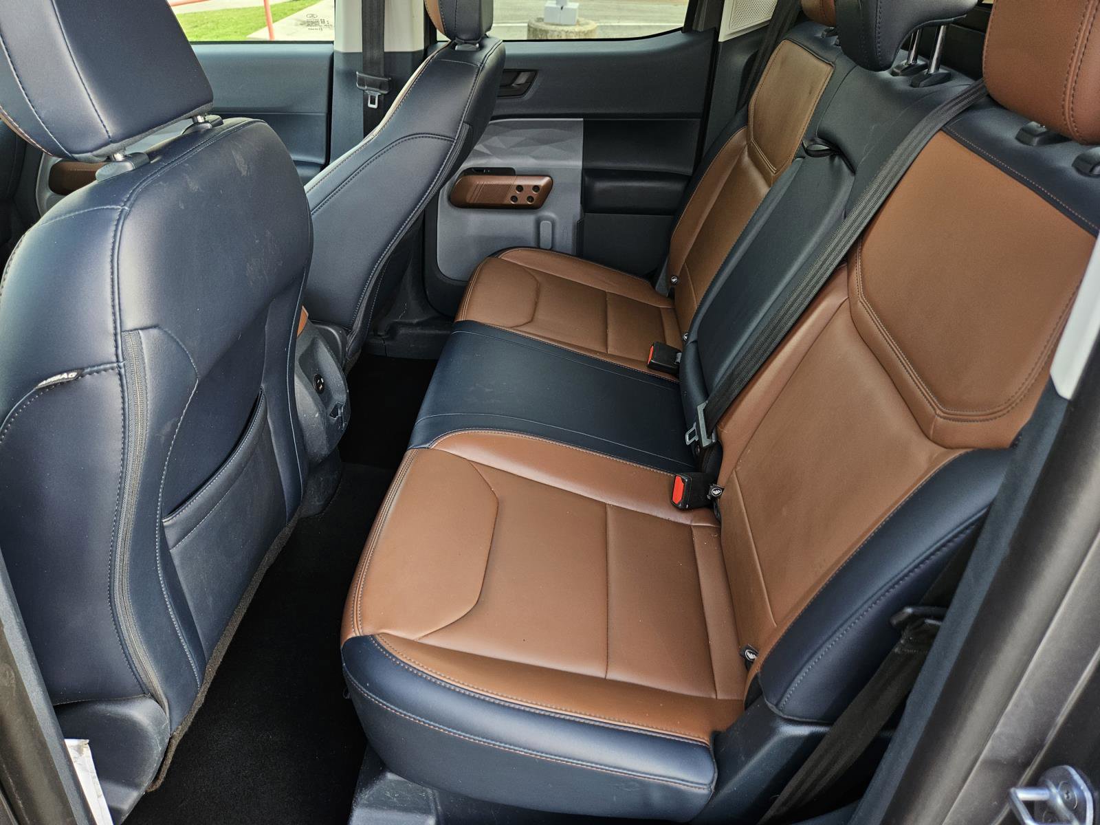 Used 2022 Ford Maverick Lariat image 30