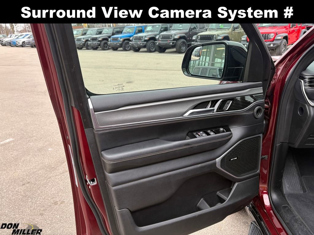 Used 2024 Jeep Wagoneer Series II w/ Convenience Group I image 10