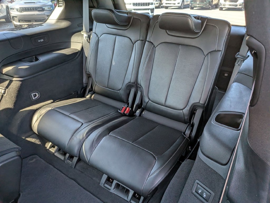 Used 2023 Jeep Grand Cherokee L Overland AWD/4WD image 33