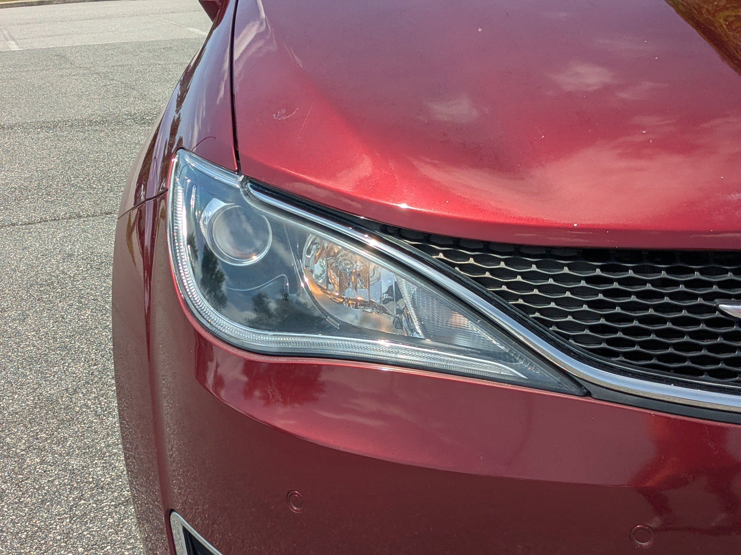 Certified 2019 Chrysler Pacifica Touring Plus w/ Advanced Safetytec Group FWD image 9