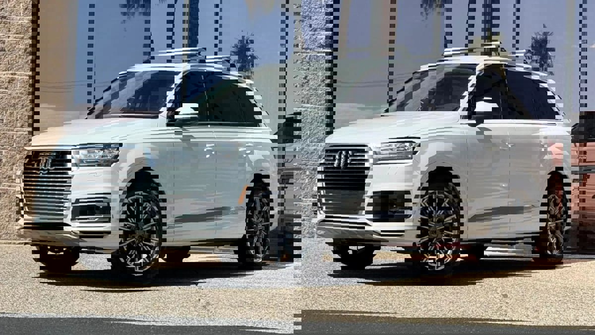 Used 2019 Audi Q7 3.0T Premium Plus image 4