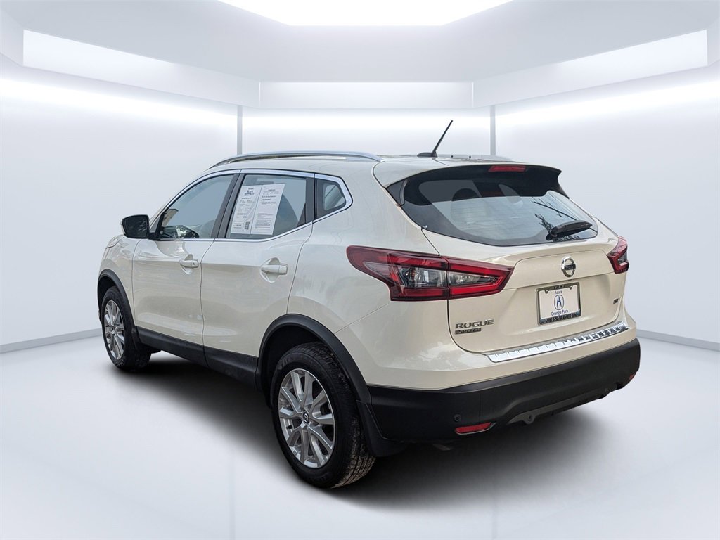Used 2020 Nissan Rogue Sport SV image 5