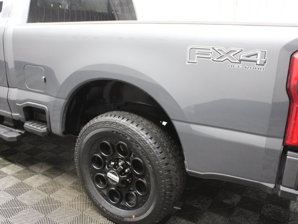 Used 2023 Ford F250 XLT w/ Black Appearance Package AWD/4WD image 54