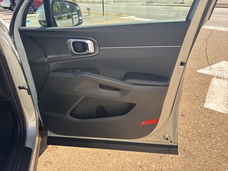 New 2026 Kia Sorento S image 18