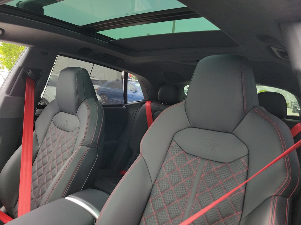 New 2026 Audi SQ8 Prestige AWD/4WD image 15